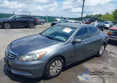2012 Honda Accord 2.4 Lx z USA, uszkodzony, nr VIN 1HGCP2F30CA039497